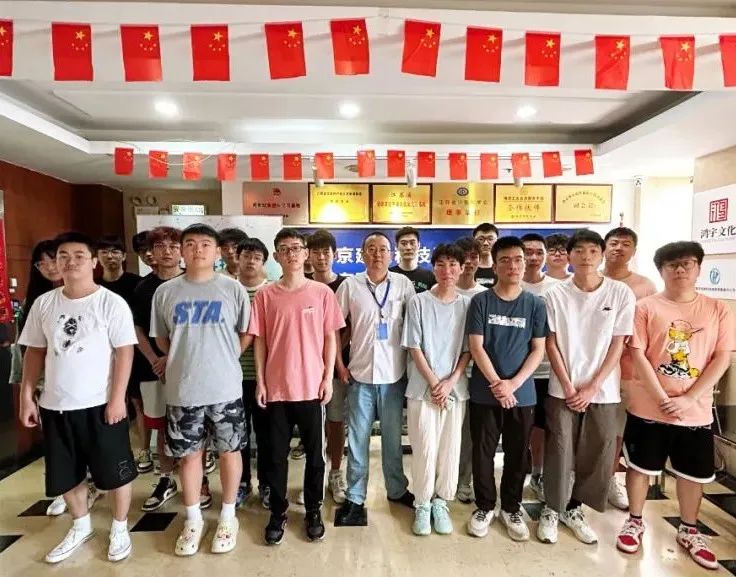 近期結(jié)班留影 | 百尺竿頭，更進(jìn)一步，加